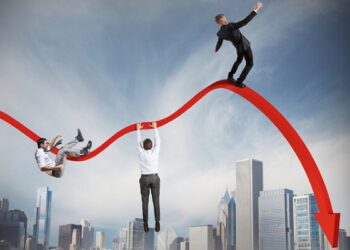 iWealth Investments báo lỗ nặng