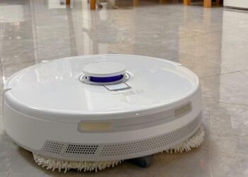 Có cần thiết phải mua robot hút bụi không? Sau khi dùng hơn 2 năm, tôi có nhiều điều muốn chia sẻ