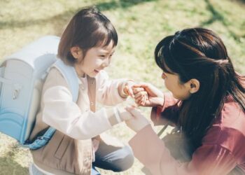 7 “hạt giống” cha mẹ nên gieo vào con trước 10 tuổi để nuôi dưỡng tâm hồn con trẻ