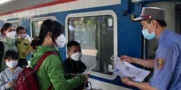 Vận chuyển đường sắt ‘chuyển mình’ đáp ứng mùa cao điểm du lịch