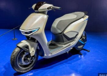 Honda trình làng mẫu xe máy điện mới với thiết kế cực sang không hề thua kém Honda SH, nhiều đối thủ phải dè chừng