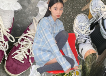 Hot trend đính ngọc trai lên giày đang gây bão điên đảo, giúp “F5” giày cũ thành giày mới quá cool