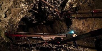 Vì sao suốt 80 năm không ai dám đào mỏ vàng có trữ lượng lớn bậc nhất thế giới? Kho báu 4.500 tấn vàng nằm im dưới đất khiến nước Nga “đau đầu”