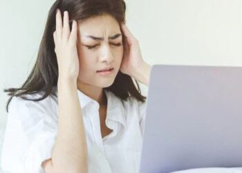 Bỏ làng lên phố, tôi mắc nợ hơn 1 tỷ đồng trong khi lương chỉ hơn 10 triệu/tháng: Bị chặn mua vé tàu, nhận điện thoại đòi nợ như cơm bữa