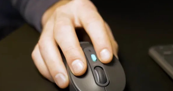 Giờ đây đến chuột máy tính cũng phải có AI?