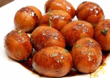 Cách làm trứng kho dân dã ai cũng mê