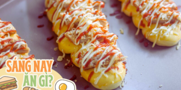 Đổi vị bữa sáng với bánh mì gà giòn làm siêu dễ, cả nhà ai cũng thích