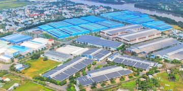 SIP dự báo lợi nhuận năm nay giảm 21%, muốn thưởng hơn 1,4 triệu cổ phiếu ESOP giá 0 đồng