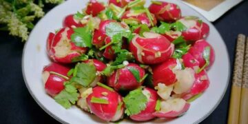 Loại củ bổ dưỡng hơn khoai môn đem nấu thành món ăn vừa ngon lại có tác dụng giảm ho, bổ tỳ!