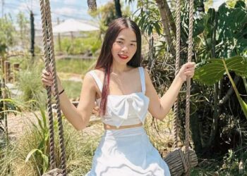 Bài tập gym giúp mẹ hai con giữ hình thể săn chắc