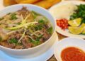 Trổ tài nấu phở tại nhà nhân dịp nghỉ lễ