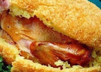Cách làm gà bó xôi thơm giòn đổi món cuối tuần