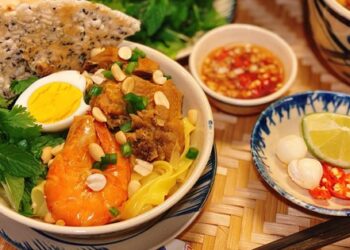 Nhớ vị Mì Quảng – Trổ tài tự nấu