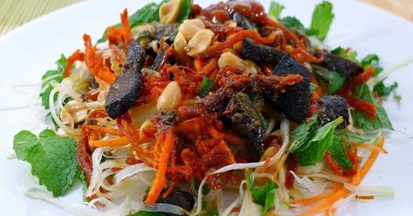 Cách làm nộm đu đủ bò khô ngon chuẩn vị
