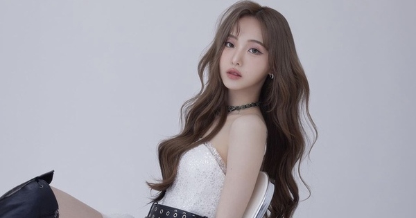Bạn gái tin đồn của nam thần Thái Lan Bright có visual baby như búp bê nhưng style lại đối lập hoàn toàn