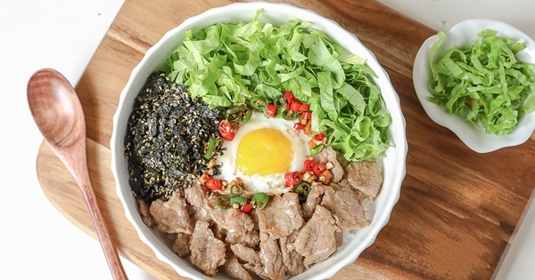 Ngày bận rộn làm món cơm trộn: Chỉ trong 1 tô mà đủ rau và thịt, giàu dinh dưỡng
