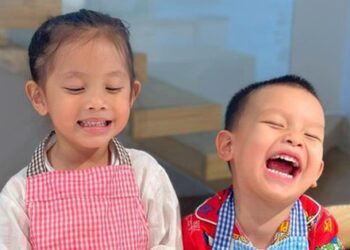 Một hoạt động Hà Hồ thường cho con tham gia: Giúp trẻ học giỏi và thông minh hơn người, cha mẹ có thể tham khảo!
