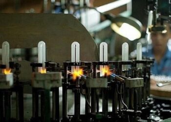 Bóng đèn Phích nước Rạng Đông thu hơn 31 tỷ đồng/ngày