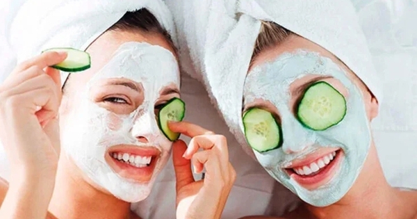 Cách chăm sóc da mặt trắng mịn tại nhà