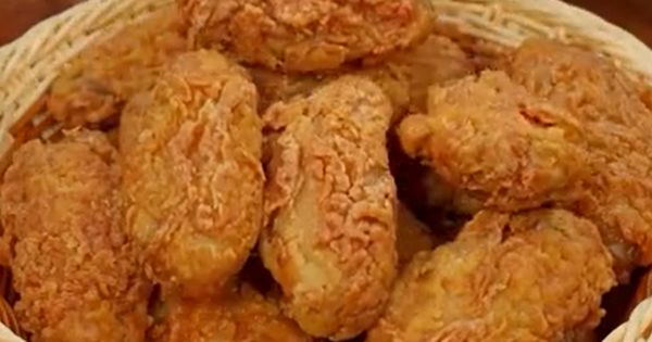 Vẫn là cánh gà nhưng cho thêm 1 nguyên liệu này chiên sẽ giòn ngon hơn nhiều, hóa ra đây là cách các đầu bếp nổi tiếng thường làm