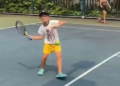 Con trai Ly Kute chơi tennis chuyên nghiệp, trò chơi đòi hỏi thể lực, sức bền và sự kiên trì của các bé