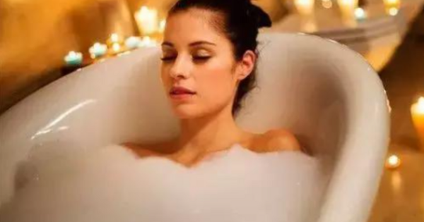 Cách tắm giúp chị em đốt mỡ thừa, giảm cân hiệu quả