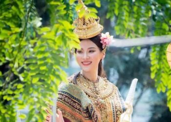 Điểm lại loạt nữ thần Songkran gây bão: Baifern khiến cả khu phố ngẩn ngơ, trùm cuối đang khiến nhiều người hóng nhất