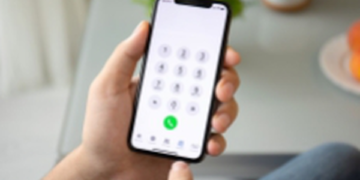 Vì sao Apple không cho iPhone ghi âm cuộc gọi?