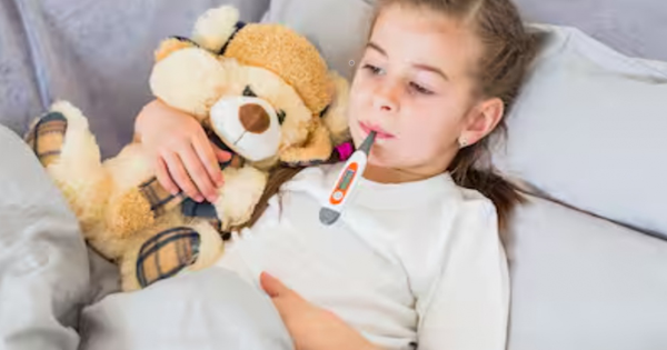Bố mẹ nắm những mẹo này để giúp trẻ ốm hồi phục nhanh chóng