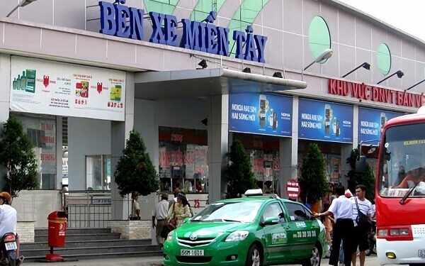 Bến xe miền Tây lãi kỷ lục