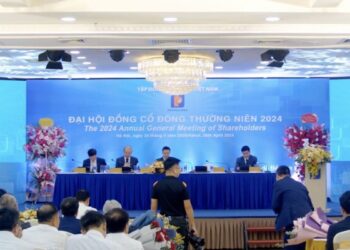 Lãnh đạo Petrolimex: Xe điện mới chiếm 1%, chưa thể cạnh tranh với phương tiện chạy xăng dầu
