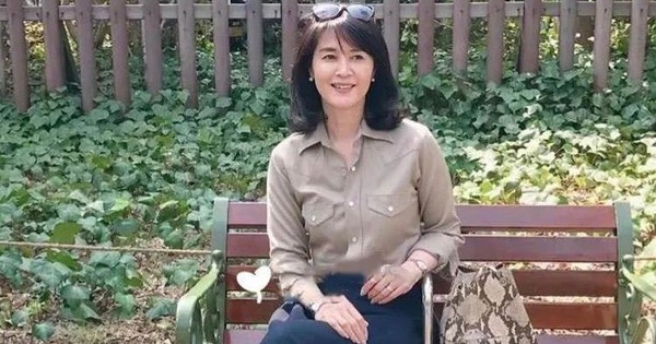 Phụ nữ biết tiêu tiền và phụ nữ biết tiết kiệm sẽ có hai cuộc sống khác nhau sau tuổi 40