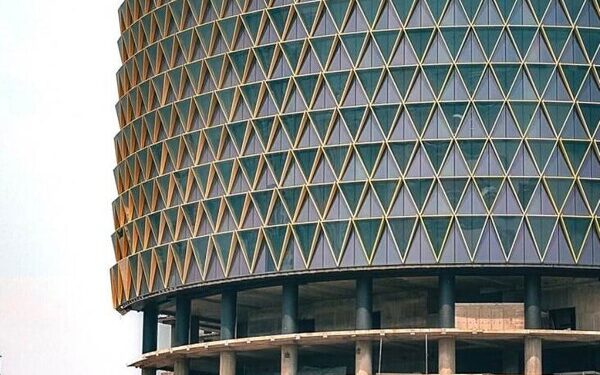 Chủ đầu tư đầu tiên của tòa Saigon One Tower bị cưỡng chế thuế