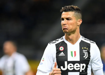 Cristiano Ronaldo trẻ khỏe nhờ thói quen không giống ai