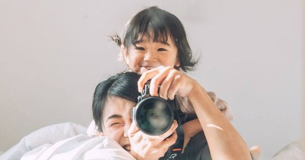 Khoảnh khắc nào khiến bạn nhận ra hạnh phúc nằm ngay bên cạnh, chỉ là chúng ta không muốn nhìn thấy mà thôi?