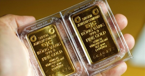 Giá vàng SJC tăng không ngừng