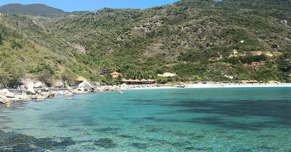 Phát hiện bãi biển ít lên quảng cáo chỉ cách Nha Trang 60km, mệnh danh là “thủ phủ” của loạt resort 5 sao