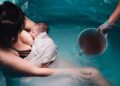 Sinh con dưới nước tại nhà có thực sự an toàn?