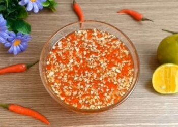 Mách chị em cách làm nước mắm chua ngọt đậm đà