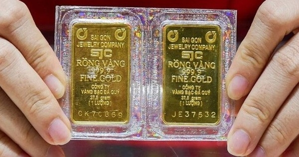 Giá vàng hôm nay 28/4: Trụ vững vùng cao nhất lịch sử 85,2 triệu đồng/lượng