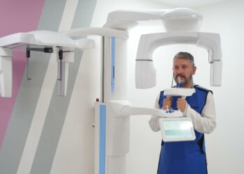 Ứng dụng công nghệ giúp trồng răng Implant không đau