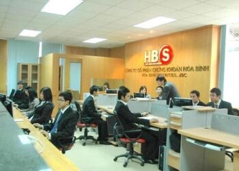 Một công ty chứng khoán có 7 lần đổi Chủ tịch, CEO trong ba năm
