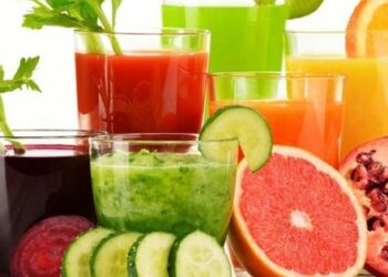 Nước ép trái cây và rau củ tươi để được bao lâu? Có thể uống nếu để qua đêm không?