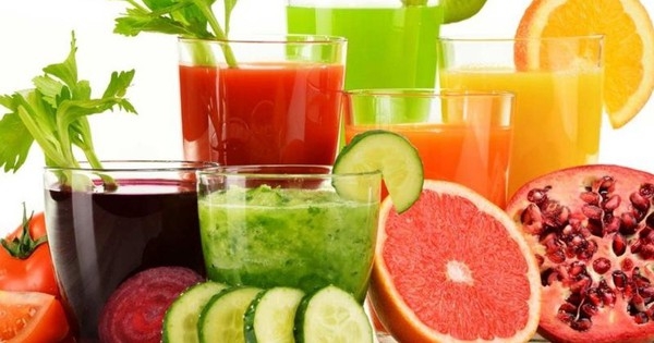 Nước ép trái cây và rau củ tươi để được bao lâu? Có thể uống nếu để qua đêm không?