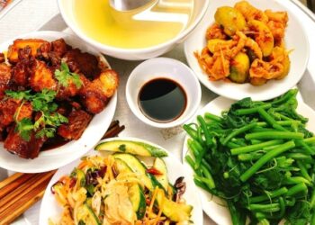 Cầm 200.000 đồng ra chợ mua gì để có 2 bữa cơm vừa dinh dưỡng vừa ngon miệng?