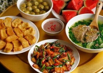 Với 200.000 đồng mua gì cho bữa cơm 4 người ăn vừa dinh dưỡng vừa ngon miệng?