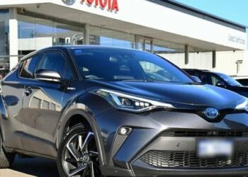 Được minh oan sau khi hứng đủ những lời chế nhạo vì đi ngược xu hướng xe điện, Toyota tuyên bố kế hoạch mới đối với động cơ đốt trong