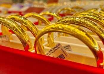 Giá vàng hôm nay 30/5: Lao dốc khi USD hồi phục