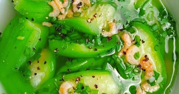 Ra chợ mua mướp: Nên chọn vỏ xanh đậm hay nhạt