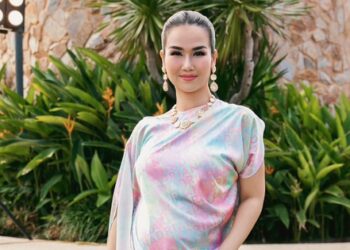 Võ Hạ Trâm đau đầu nghĩ mãi mới ra cái tên cực hay cho con trai sắp chào đời, thai giáo sớm cho bé